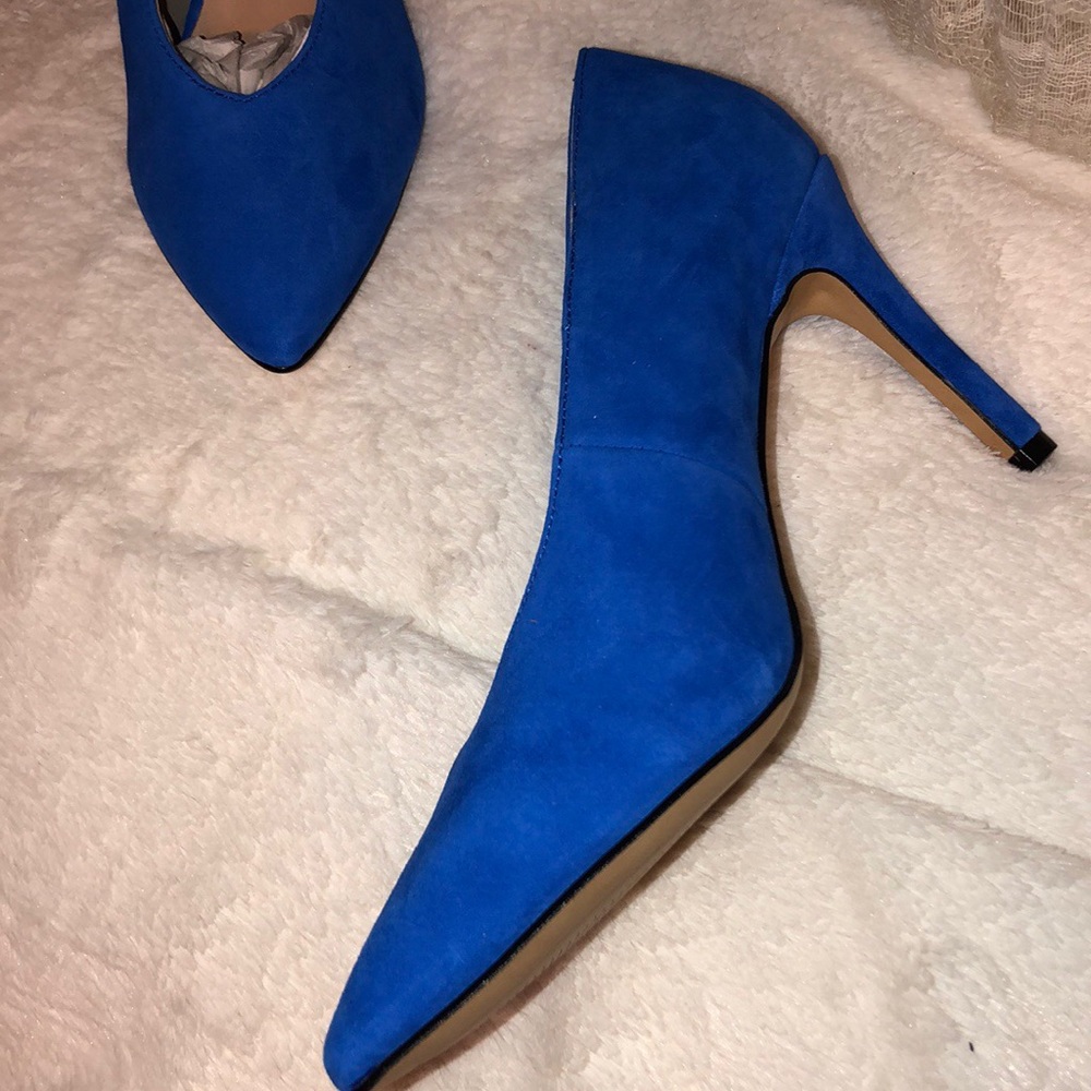 Blue heels 👠